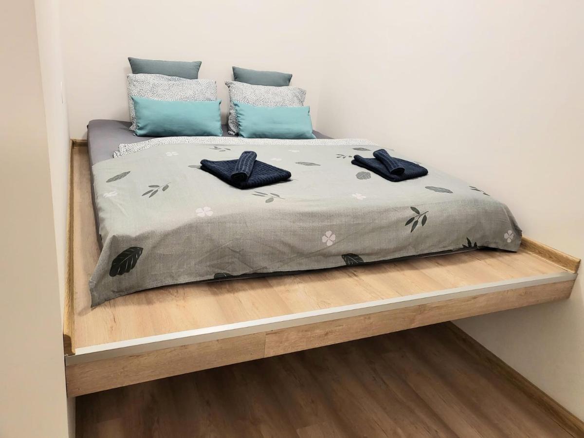 Velky Apartman 3 Bratislava Eksteriør billede