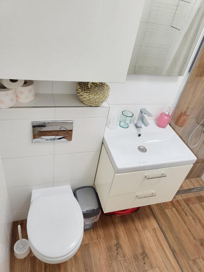 Velky Apartman 3 Bratislava Eksteriør billede